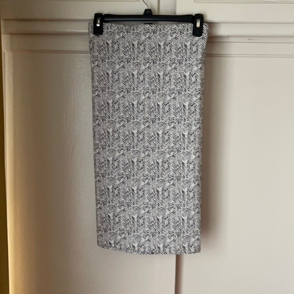 89th & Madison Pencil Skirt w/ Kick Split
